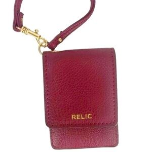 NWOT Relic Burgundy Small Wristlet Style ID Card Wallet